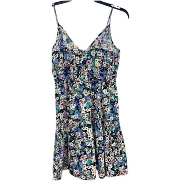 Rails NWT Carmen Wildflower Meadow Floral Dress
Mini Size XS - Picture 10 of 12